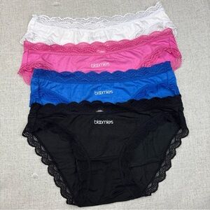 Bloomie's Logo Lace Trim Bikinis Panties